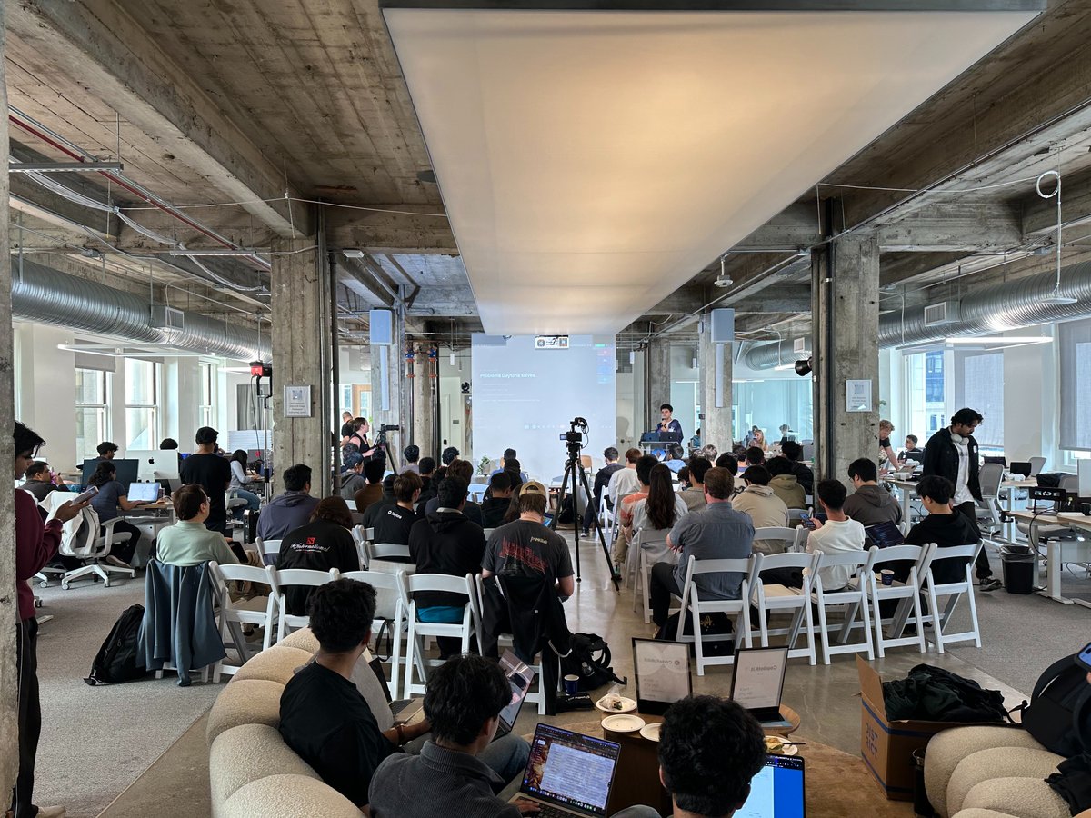 Kicking off the weekend right at @daytonaio's HackSprint in downtown SF!

We've got a table set up w...