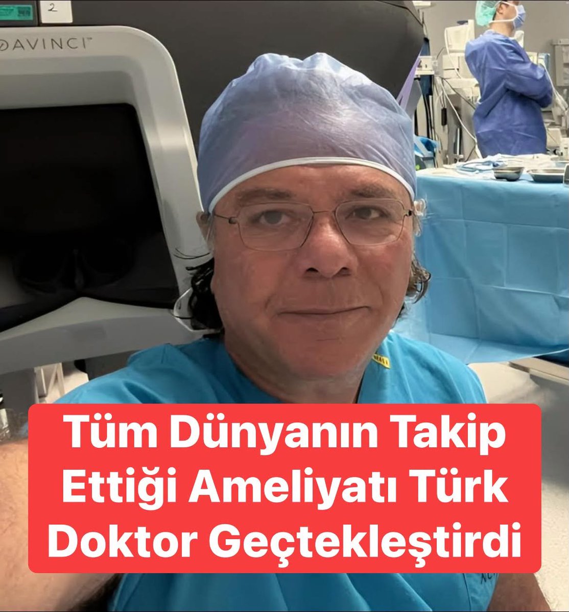 TOPRAK_2_'s tweet photo. Tüm Dünyanın Takip Ettiği Ameliyatı Türk Doktor Geçtekleştirdi 🇹🇷
Türk cerrah Prof. Dr. Oktar Asoğlu, robotik kanser cerrahisi alanındaki başarısıyla uluslararası arenada bir kez daha adından söz ettirdi. 
İngiltere’de düzenlenen 10. Portsmouth Colorectal Kongresi’nde seçkin cerrahların katılımıyla canlı ameliyat gerçekleştiren Asoğlu, dünyanın farklı ülkelerinden gelen uzmanlar tarafından ilgiyle takip edildi.
Uluslararası tıp camiasında büyük ilgi gören operasyon, Türk sağlık sektörünün bilgi birikimi ve cerrahi başarısını bir kez daha gözler önüne serdi.
Prof. Dr. Oktar Asoğlu’nun bu önemli başarısı, Türk hekimlerinin uluslararası platformlarda elde ettiği başarılara bir yenisini eklerken, Türkiye’nin tıp alanındaki güçlü konumunu da bir kez daha ortaya koydu. 👏
#doktor #Türk #başarı