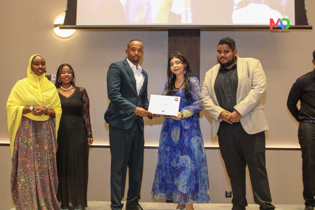 iyeh3257's tweet photo. Une grande fierté pour Zoom Africa d’avoir pris part à la 6ᵉ édition de Japanim Djibouti et d’assister à la soirée de remerciement. Fidèle à son engagement, Zoom Africa continue de soutenir et d’accompagner la jeunesse djiboutienne.#Japanim Djibouti #zoomafrica #JeunesseDj https://t.co/AFnuTw2dEi
