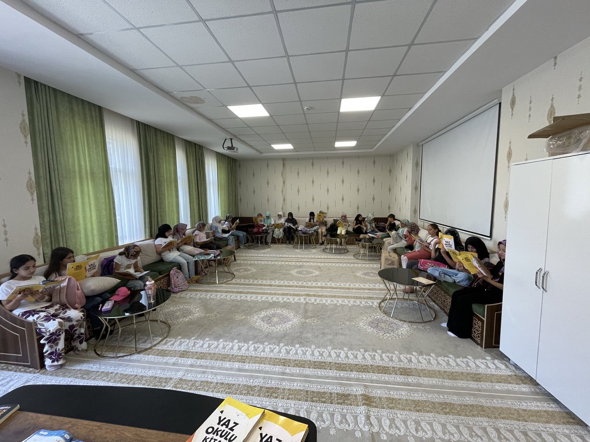 GSB_UrartuGM's tweet photo. 📍GSB gençlik yaz kulübü kapsamında kuranı Kerim derslerimiz devam ediyor https://t.co/5PKa7XPCyE