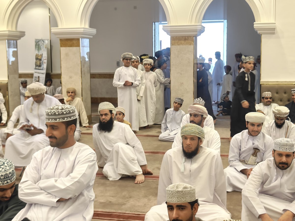 IqraWahl's tweet photo. أُقيم بفضل الله تعالى وتوفيقه عصر اليوم بجامع الشيخ أحمد بن حامد الراشدي حفل ختام البرامج التعليمية السنوي للعام الدراسي1447_1448هـ (2025_2026م)، وتكريم الفائزين في المسابقات القرآنية، وطلبة البرنامج الصيفي(7_11). https://t.co/bJgUMix1DO