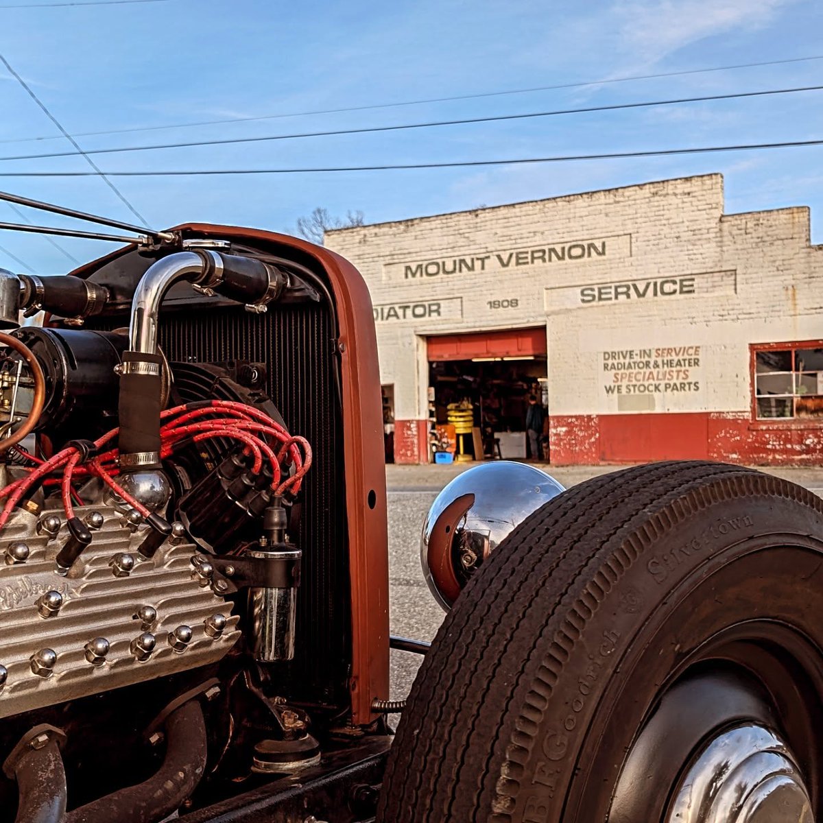 msingleton916's tweet photo. Woke up early, picked up @lifewithapeperoni, and took a cruise up to Cache Creek BC for the @dogwood_dustup. Super rad event for traditional Flathead drag races.  Can't wait to see everybody next year!

#flatheadv8 #modela #korsairscc #driveyourshit https://t.co/hHUg21Y5fJ