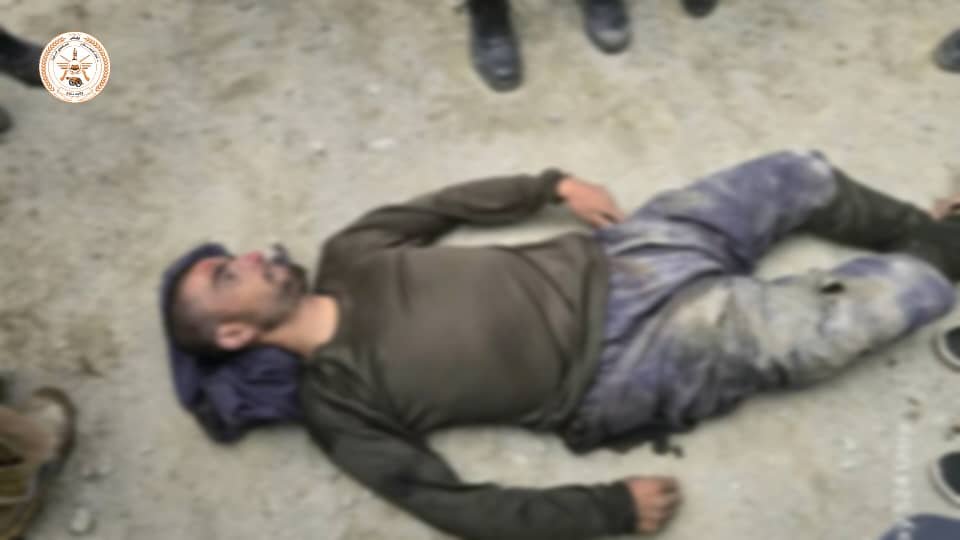 219farqa's tweet photo. خبر:
تیره شپه د پاکستان کرایه شویو نیابتي شریرو عناصرو غوښتل چي له چترال څخه د بدخشان ولایت د زیباک ولسوالي د توپخاني سیمې ته له ډیورنډ کرښي راواوړي چي د اسلامی امارت د ويښو ځواکونو له لوري تر برید لاندي ونیول شول پنځه تنه ووژل شول او پاته یې بیرته چترال ته تښتیدلي دي. https://t.co/cH57c4d4ui