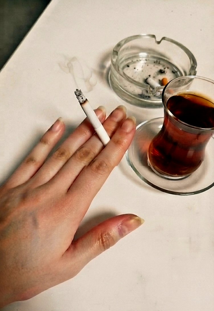 Sah60Ozlem's tweet photo. .

Kimse bilmez ama 
Çok güçlü değilim mecburum... https://t.co/1rp0oL877q