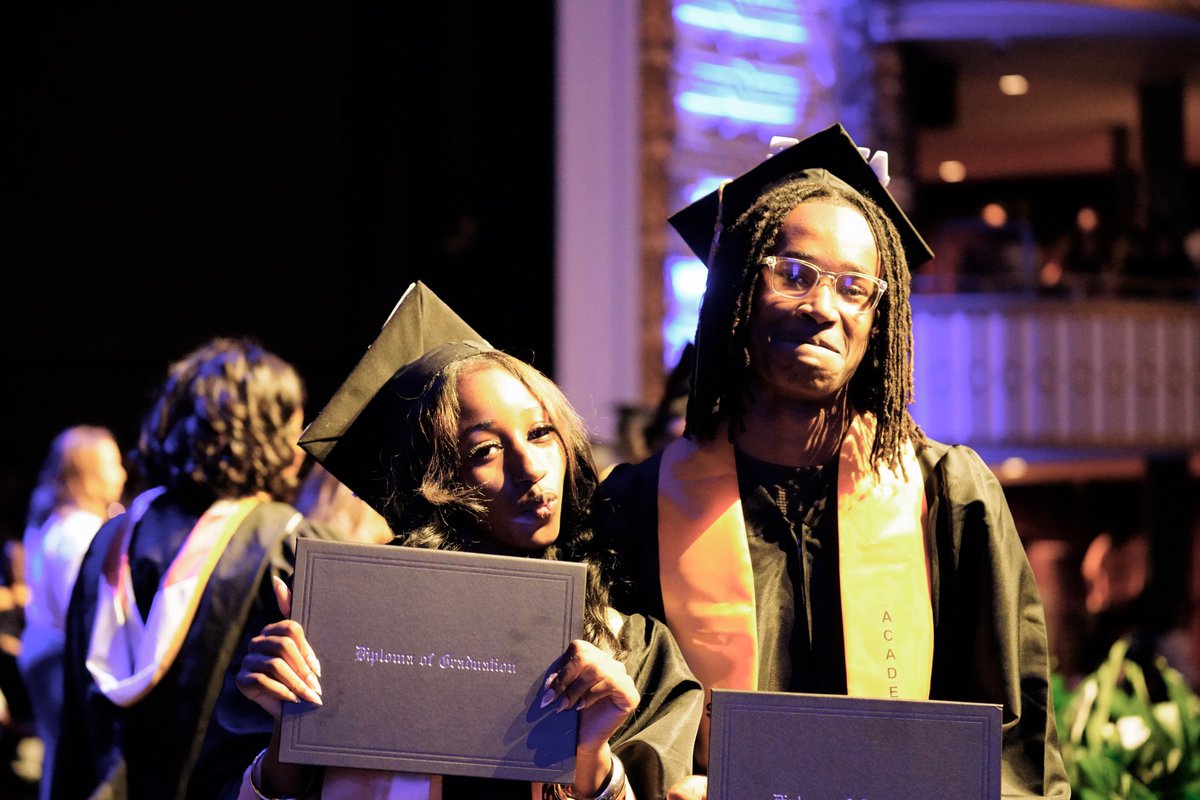 watlington_sr's tweet photo. Congratulations to the 400 @PHLschools students who completed Summer School Credit Recovery and earned their high school diploma! 🎓Wishing our newest graduates continued success as they begin their next chapter. #ClassOf2026 #AcceleratePhilly https://t.co/wuNFrOSKuW