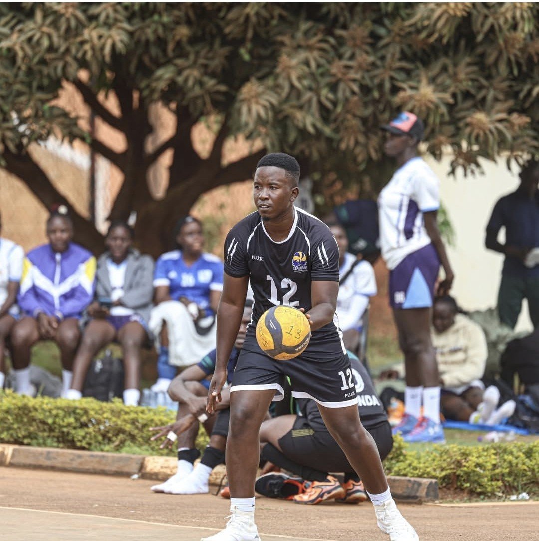ninyesigar's tweet photo. #Volleyball4Life 

Spotlighting Banzuma, a patient &amp; resilient volleyballer. 

✅️ Setter (Captain) TIGERS. 
✅️ Holds a Diploma in Accounting. 
✅️ Bachelors in Accounting (Third year student). 
✅️ Coaches under 16. 

From Jinja VC➡️Airforce➡️Nkumba ➡️ SPORT-S. 

SPORT-S 🇺🇬 https://t.co/chTkCgNqsu
