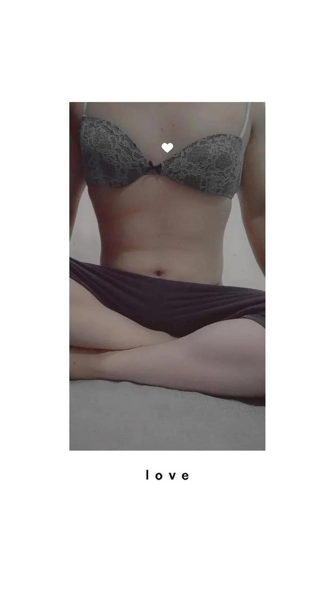 bottomlaho1s's tweet photo. #sissyboy #gay #crossdress #femboy 
How do I look https://t.co/V5KmNUBBiO