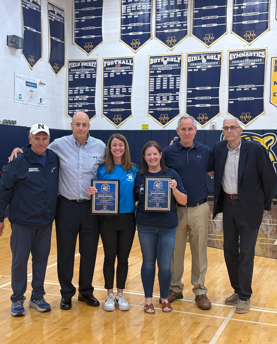 SpecOlympicsNY's tweet photo. "Where every athlete belongs, every voice matters and every moment inspires." 💙

Congratulations to Northport High School Unified Athletics on being inducted into the Northport-East Northport Athletic Hall of Fame! Read the full story here: https://t.co/B4MXxTiQYa. #BeAFan https://t.co/qAMTXLXrT7