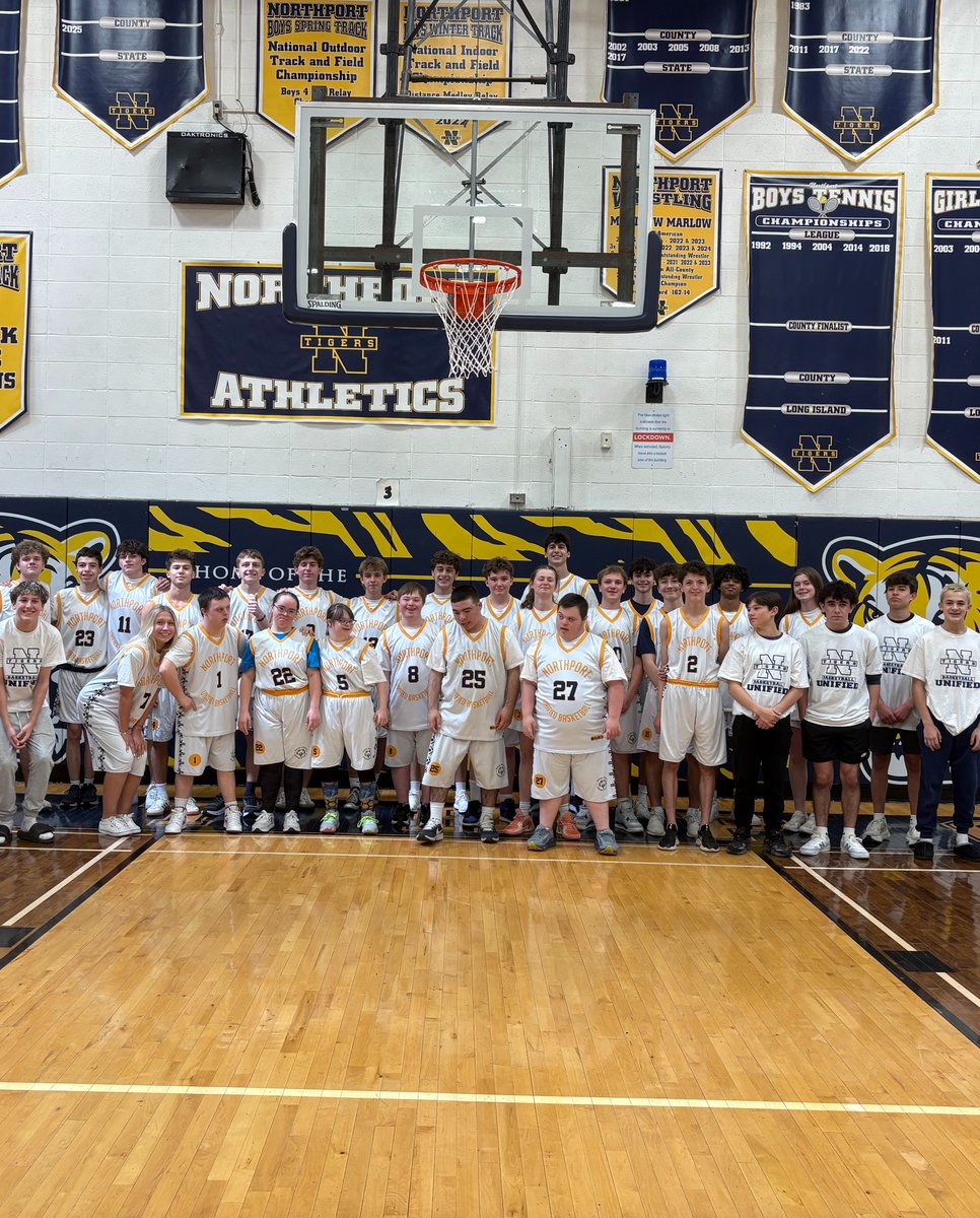SpecOlympicsNY's tweet photo. "Where every athlete belongs, every voice matters and every moment inspires." 💙

Congratulations to Northport High School Unified Athletics on being inducted into the Northport-East Northport Athletic Hall of Fame! Read the full story here: https://t.co/B4MXxTiQYa. #BeAFan https://t.co/qAMTXLXrT7