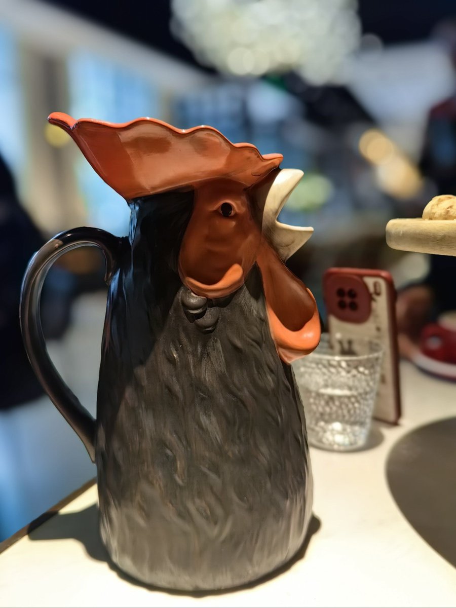 TabithaFin33481's tweet photo. Just spilled iced coffee on my shirt, and my partner laughed while dabbing it off with a tissue. Small chaotic moments hit different. https://t.co/6YTRrPKNYo