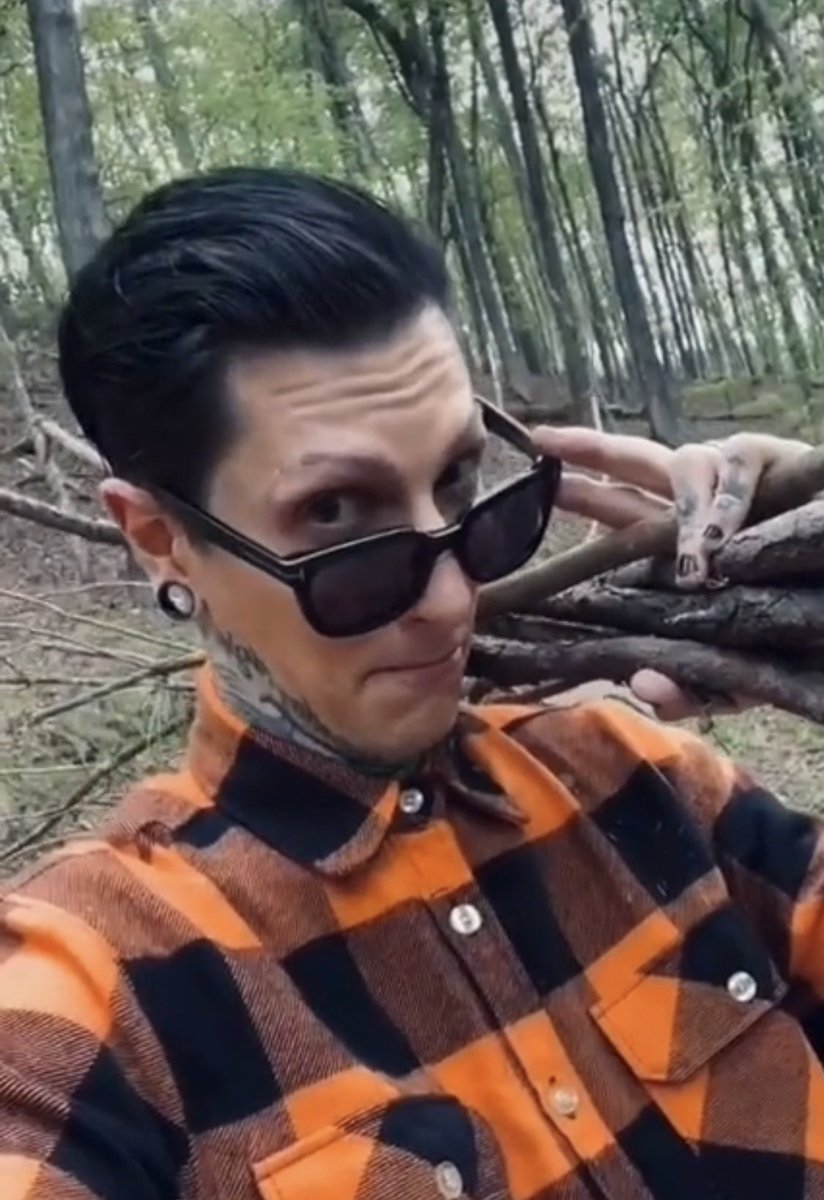 nemmas387's tweet photo. Can we get a @MIWband cover album next? 👀 https://t.co/hAYCdIofjo