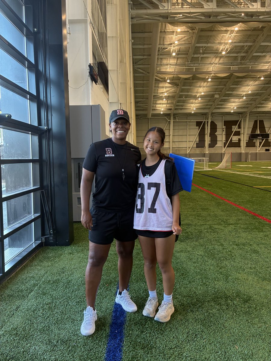 evkimsoccer2028's tweet photo. Thank you so much @BrownU_WSoccer for a great camp! Look forward to staying in touch @KiaMcNeill @CoachAndreReis @United_FA @UnitedFA_ECNL https://t.co/ft7BOu6NoA