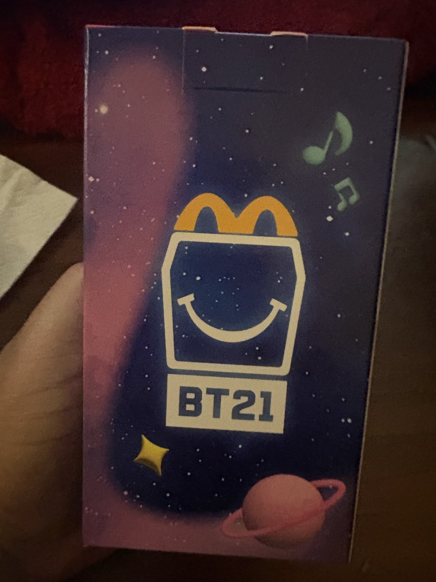 JustLeChanel7's tweet photo. Ok, this time I got the cutie Mang. ☺️
#BT21 #HappyMeal #McDonalds #BTS https://t.co/GsMqNjHIw8