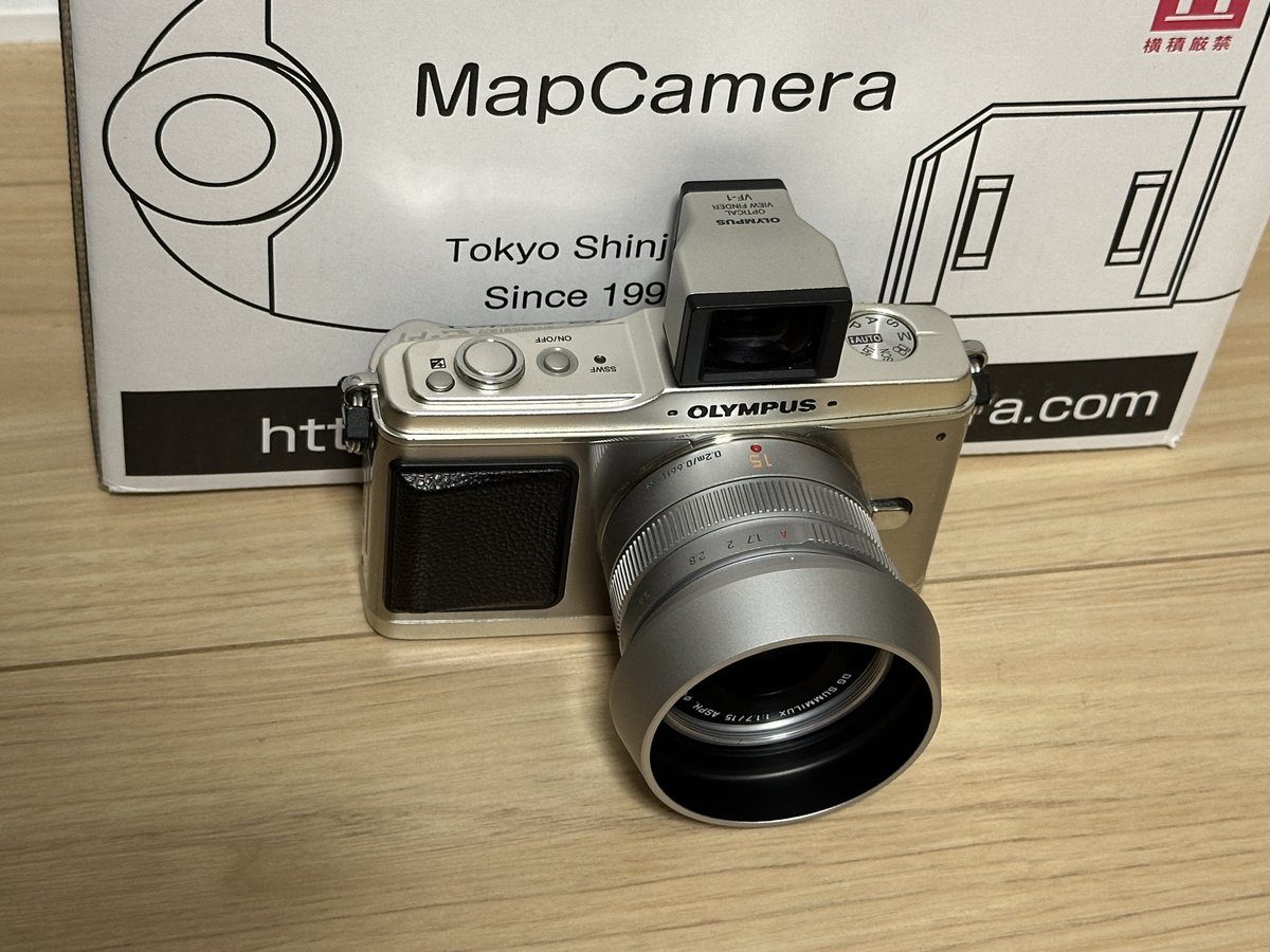 MetaEnaga's tweet photo. ちょっと気になってパナライカのレンズを購入。まずは我が家唯一のMFT機を引っ張り出してつけてみた。これはこれで良い😊

#マップカメラクオリティ #PR @mapcameraより https://t.co/IoCDnUrFTu