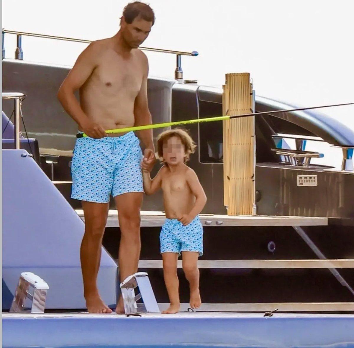 madel_suravilla's tweet photo. Rafa &amp; his mini-me Rafa Jr twinning in their swim wear. How lovely to see him enjoying his family time in his boat in Mediterranean Sea swimming, fishing &amp; teaching Rafa Jr how to dive &amp; swim. 😍🥰

@RafaelNadal🐐👑🥇

#rafanadal9_seven 📸 ig https://t.co/ZccqF9Nx0c