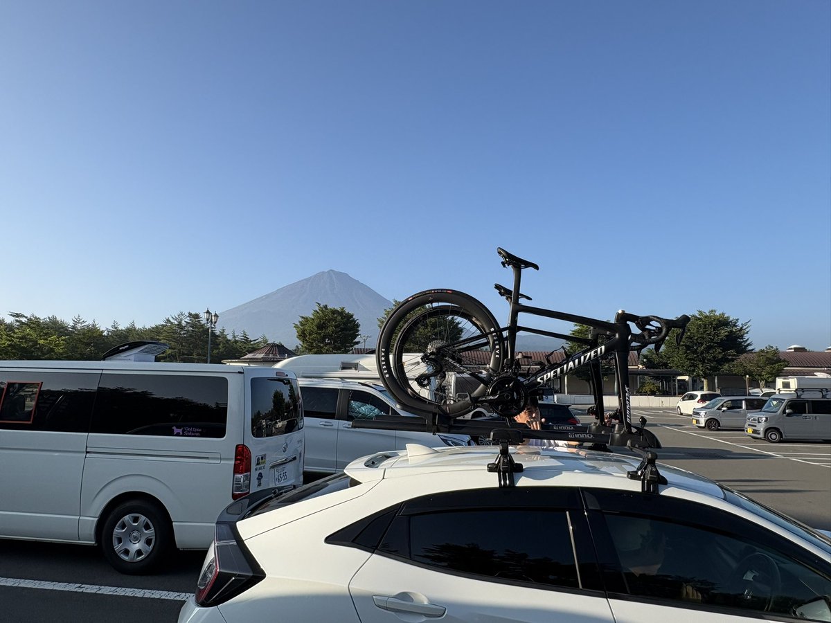 chino_rin22's tweet photo. 富士五湖走ります🚲💨 https://t.co/zYGy1uB8r8