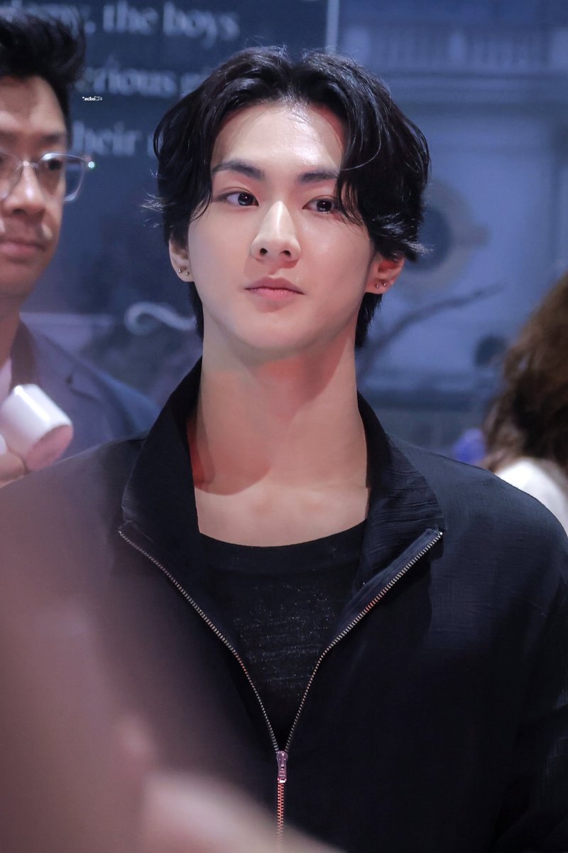 echo_1S9W's tweet photo. 260724 
#엔하이픈 #양정원 #정원 #ENHYPEN #JUNGWON https://t.co/qZiQwdCTg0