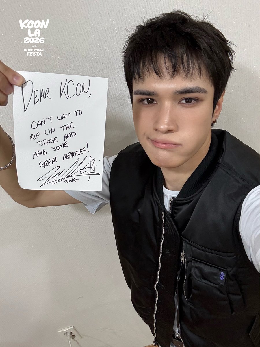 kconusa's tweet photo. [#KCONLA2026] #ONEPACT CHECK-IN REWARD for KCONer! 🎁

Handwritten message for &♥✍️

&♥에게 전하는 손글씨 메시지 ✍️

-
𝐆𝐄𝐓 𝐘𝐎𝐔𝐑 𝐓𝐈𝐂𝐊𝐄𝐓 𝐍𝐎𝐖!
🎟️ https://t.co/ANYHzUuKb5

🔗Ticket Info
https://t.co/iJRABamsFz

-
KCON LA 2026
AUG 14-16
https://t.co/0wcVXgZVPl Arena, LA Convention Center

Let’s #KCON