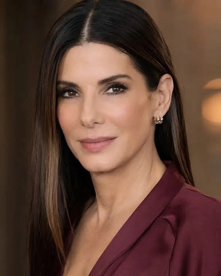 Sandra Bullock tweet media