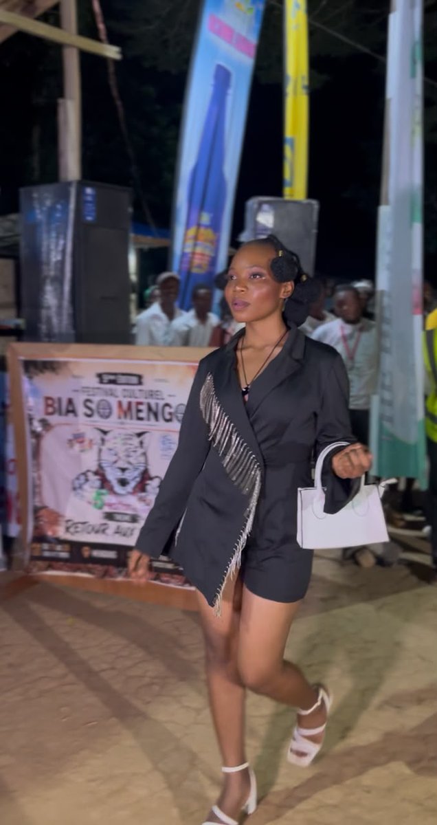 BelFondNation's tweet photo. MISS BIA SO MENGONG 2026 PAGEANT 👑

Who will be crowned?  
Elegance and charm take center stage with the City Wear round.

The final verdict is coming... ✨

#MissBiaSoMengong2026 #BiaSoMengong #Odjamboa #BeautyPageant #CityWear #Culture #Pride https://t.co/ozuoChUOgy