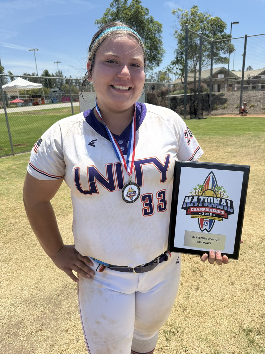 CayleeBarbe's tweet photo. PGF National stats
5th out of 80 teams

Pitched in 8 games over 7 days (no off day)
5 wins
2 saves
1 blown save in 8in Texas tie breaker 0-1 loss
12 hits given up
3 earned runs
.913 era
24 strikeouts
.143 BAA
1.279 whip

* pitchers didn’t bat so no stats for hitting
@CuseSB @09Unity @CoachMJYoung