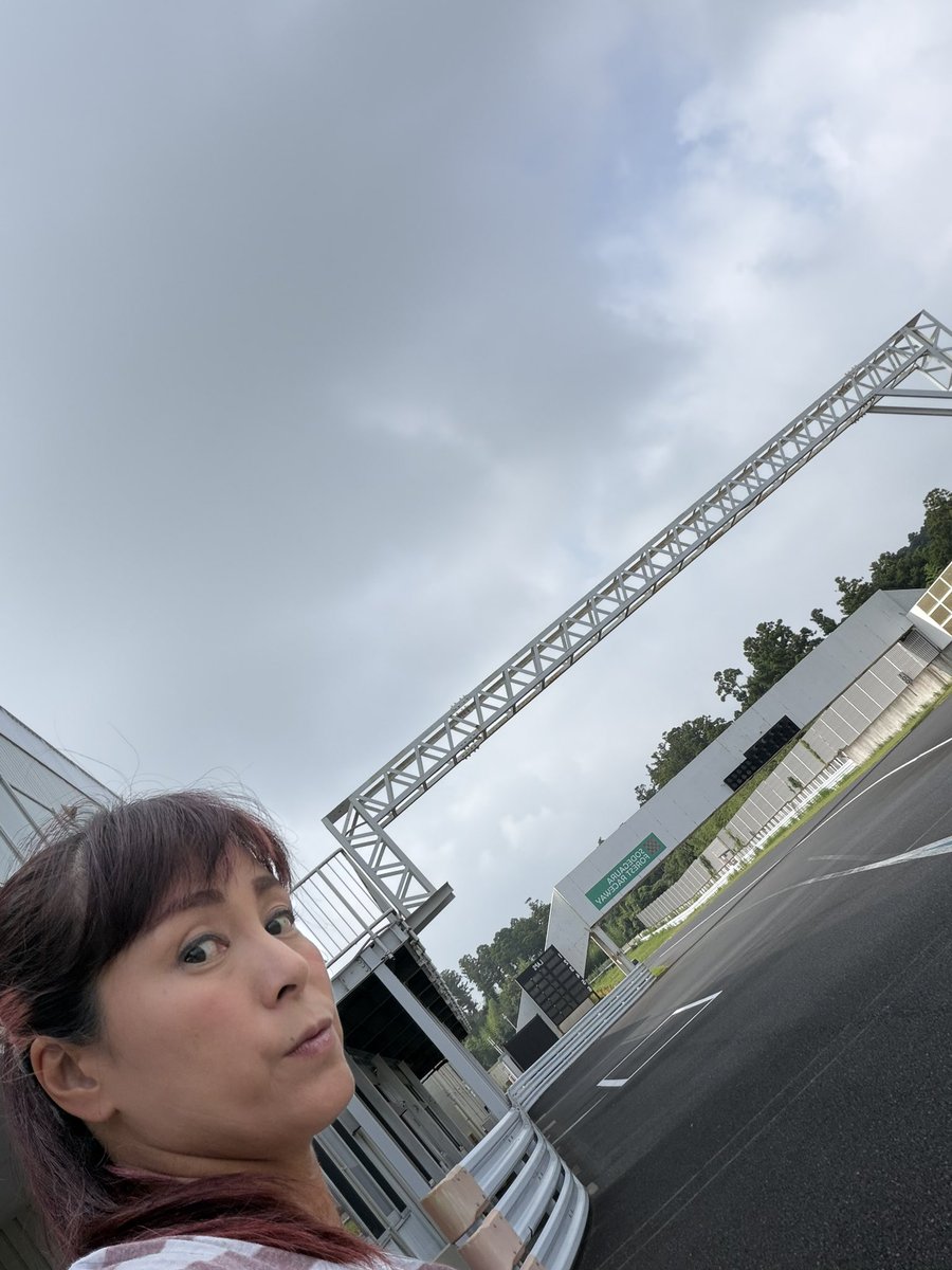 lisaoki331's tweet photo. 今日も暑‼️🫠
午前中はこちらで https://t.co/gTk3CvkmAn