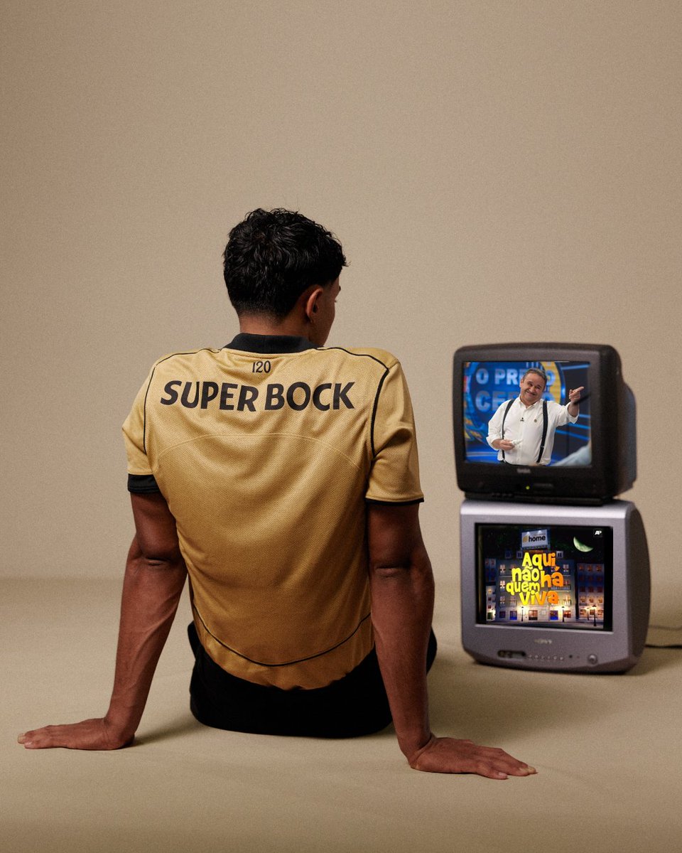 tiagodteixeira's tweet photo. Apenas e só os 2 melhores programas de sempre da tv tuga. Sporting muito bem! https://t.co/pFiAs5q7F2