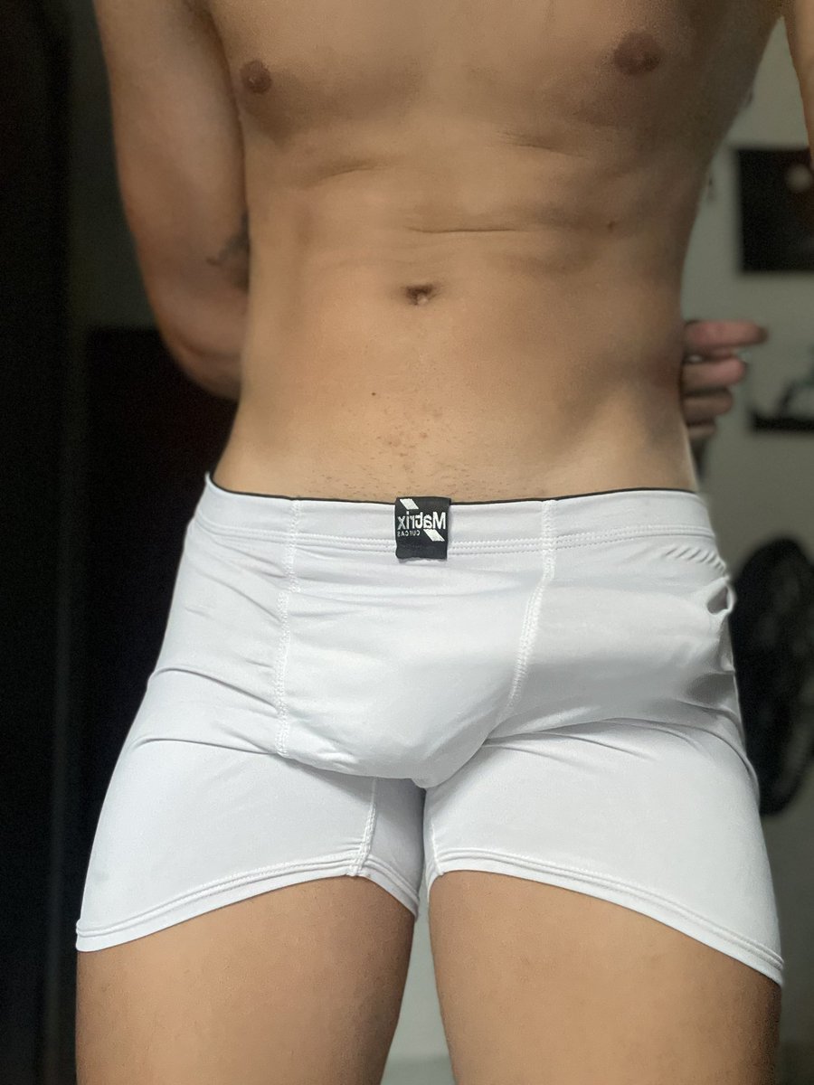 Safadox101's tweet photo. Pica durona, pós banhozinho da tarde. 

Deêm RT aí 🔥 https://t.co/TWoIbVZhxa
