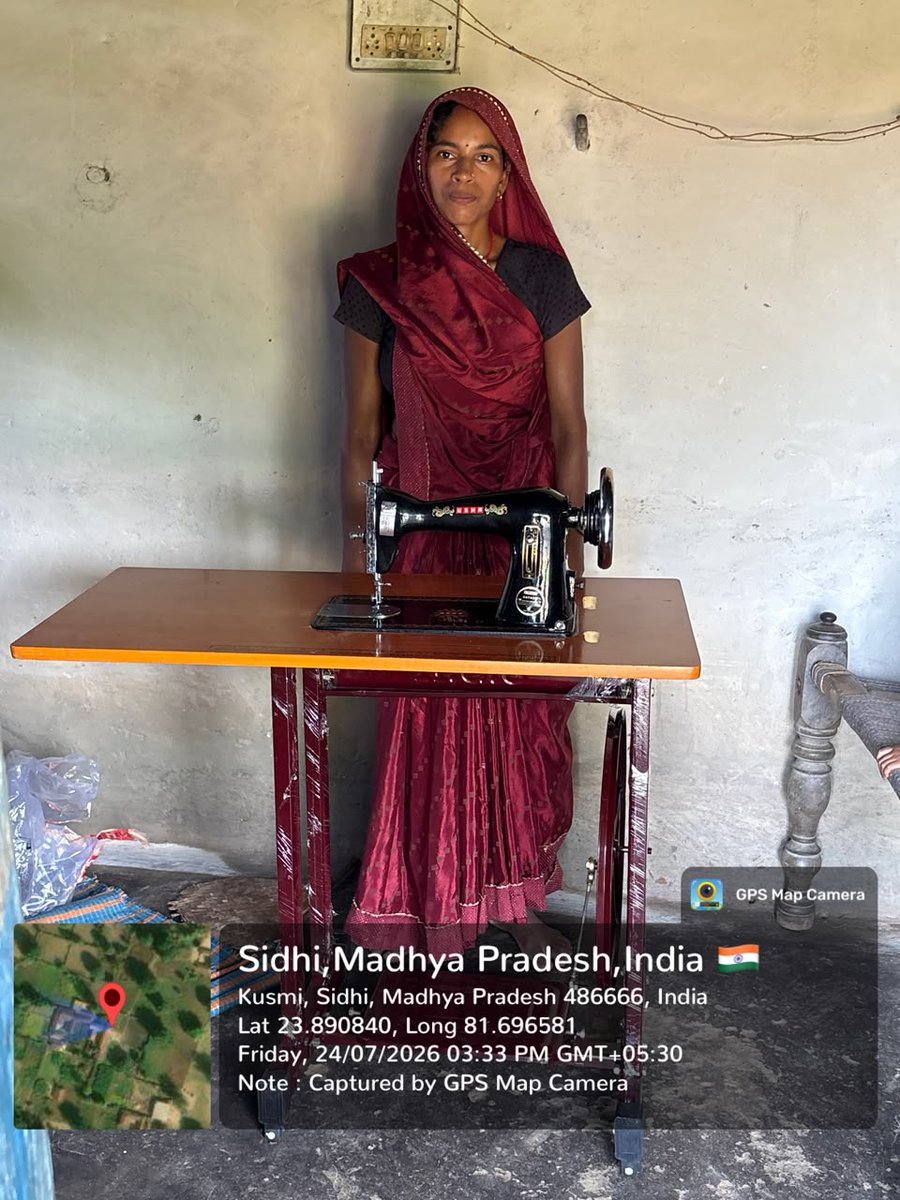 gssmp_org's tweet photo. कोटा वाटरशेड परियोजना के अंतर्गत आजीविका निधि से सिलाई मशीन प्राप्त करने वाली 5 महिलाओं से मुलाकात की गई। सभी ने मशीन खरीद ली है। धान रोपाई के बाद वे सिलाई कार्य शुरू करेंगी।
#महिला_सशक्तिकरण #आजीविका #वाटरशेड_विकास #ग्राम_सुधार_समिति https://t.co/ULI7By5PAf