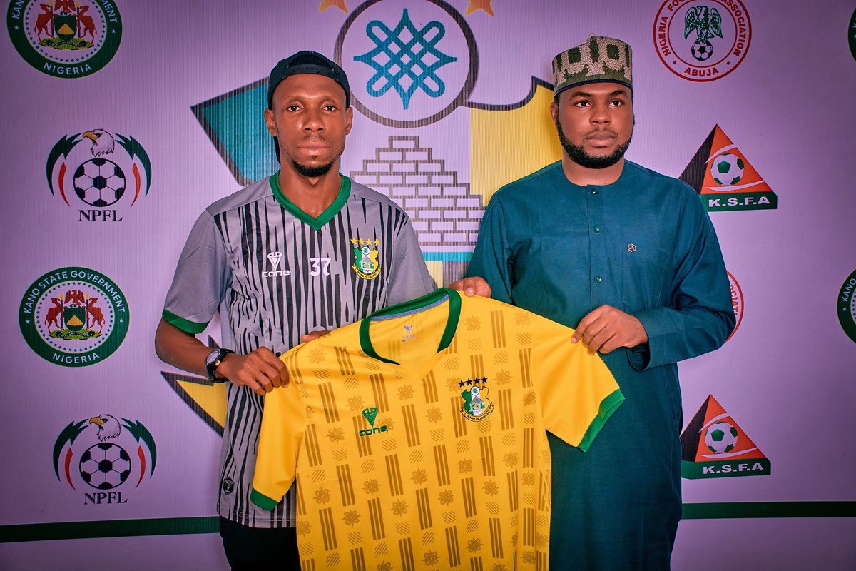 _MightyGeorge's tweet photo. 🚨 TRANSFER UPDATE 

KANO PILLARS UNVEIL UBONG FRIDAY AS NEW PLAYER FOR NEXT SEASON..

Congratulations Friday https://t.co/42m8iwq16b