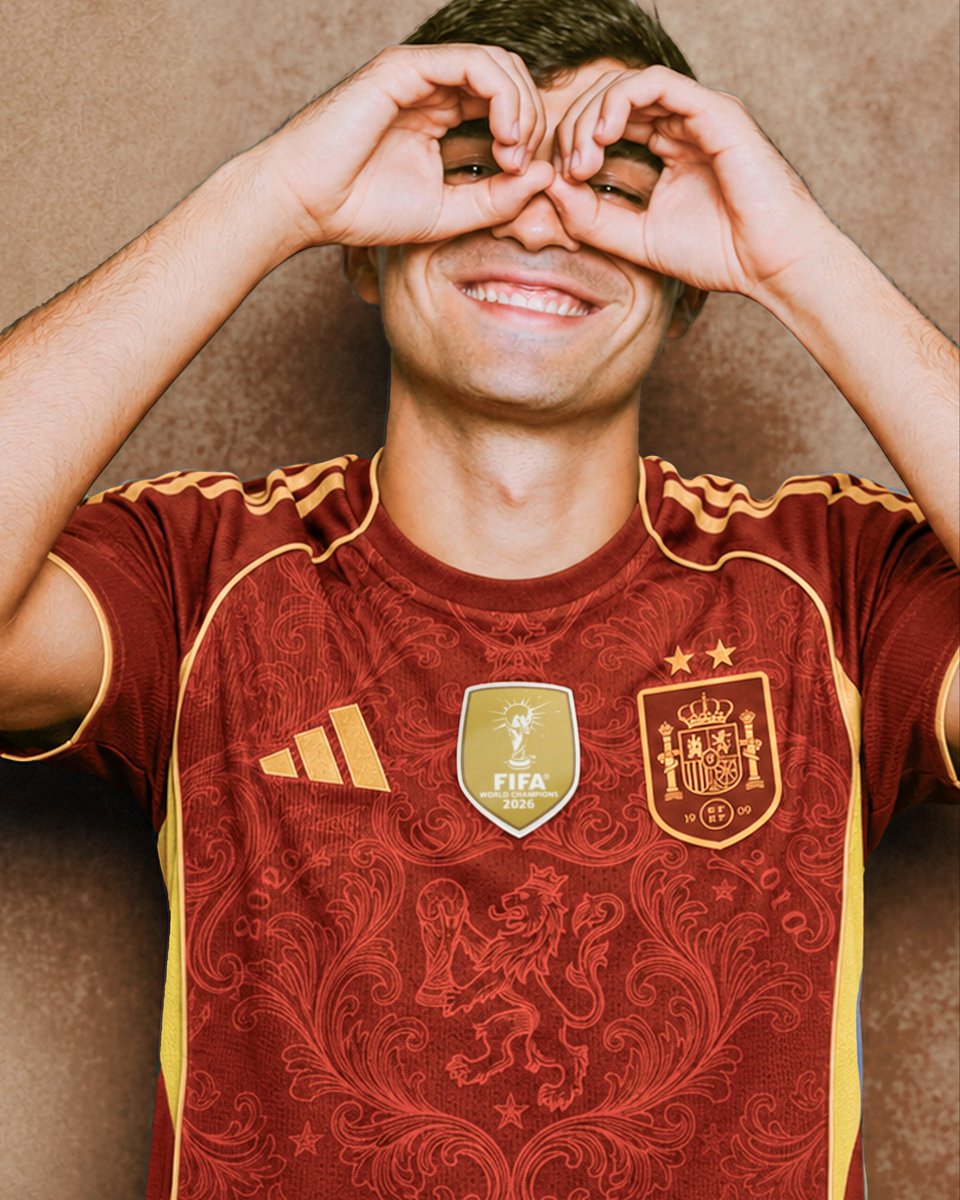 gfxpalaz's tweet photo. Quedan increíbles en los jugadores… 😳 https://t.co/nWBmB1sisU