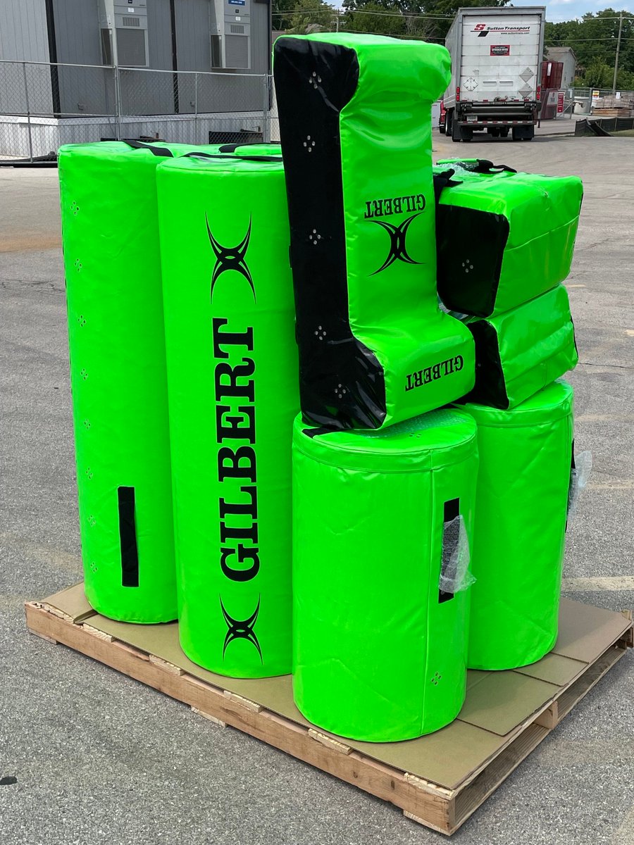 CoachHuber02's tweet photo. Fired up over some of the additions to our program this summer. 

💥Gilbert tackling equipment 
💥Equipment trailer and LM branded wrap 
💥Two man Dine Tech Sled 
💥Ball Carrier Blaster Machine 

Kids getting last names on the back of Jerseys this year as well as pride/award decals on helmets!