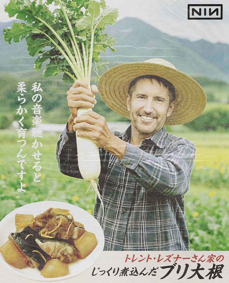 pyromanimac's tweet photo. So lucky to work at an upscale restaurant where I can eat unlimited delicious salads https://t.co/nTy7qqzsWU