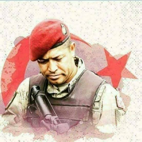 Neseli_Moon's tweet photo. Şehitler ölmez..

Rahmetle..

#AsırlıkGece https://t.co/GlgcriOYRw