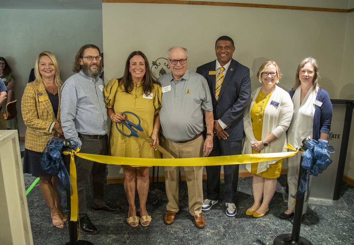 murraystateuniv's tweet photo. Thank you, Racer family! For the fiscal year which ended on June 30, your generous support led to record investments that expand scholarships, strengthen academic programs and create life-changing opportunities for students! 

Read more at https://t.co/Ryk3slLz3Z. https://t.co/RHzAmDeAXk