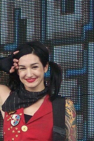 crystalsk1ess's tweet photo. she radiates so much joy i love her so Much☹️😢💜 https://t.co/SeQJM9Pmse