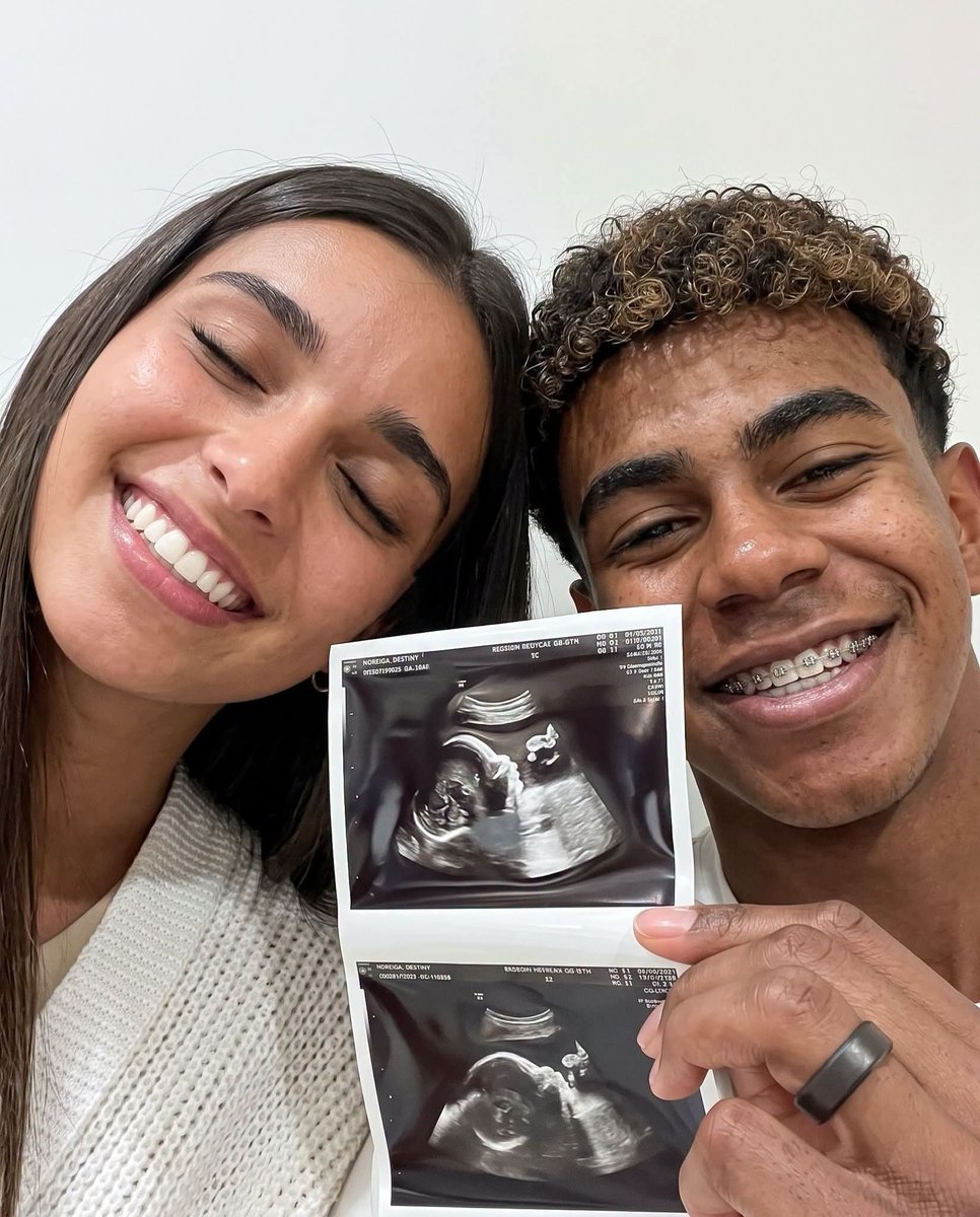 footballuniverX's tweet photo. - you have 1500 followers
- you've locked down your 10/10 girl
- you spent 5 years together 
- But Lamine Yamal want your girl
- she dumps you in 2 weeks for Lamine Yamal
- he took her to the World Cup 
- she got pregnant for him 

Competition was unfair. https://t.co/IRn1I9M88S
