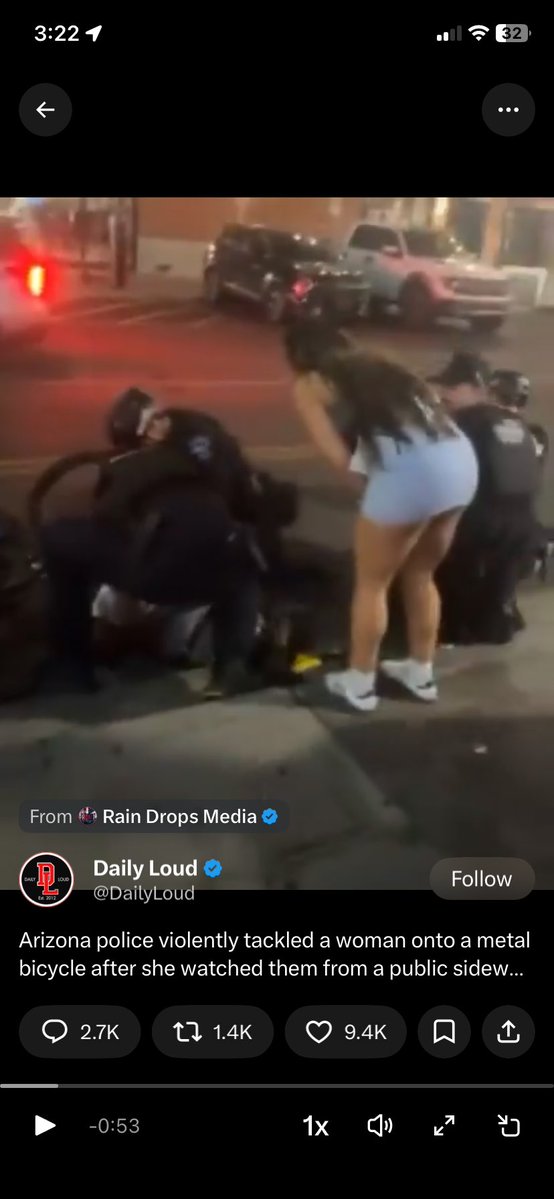 Purdue1973's tweet photo. @Kum4Senpai_2 @DailyLoud She stopped being a bystander at 6 seconds in the video. When she was pushed back and chose to get up and walk back towards the Officer flailing her arms is when she became a criminal https://t.co/BHuHrbq88K
