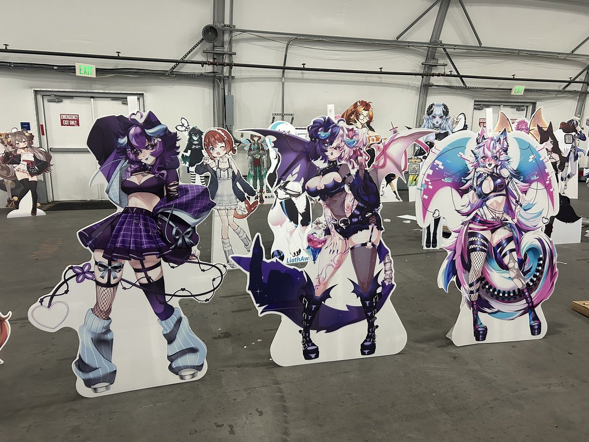 malkinnievt's tweet photo. VBIMBO? MORE LIKE VBOOBA 

find us in the big ahhhh blue tent!!! 
👾✨💋 https://t.co/L1NaZtuRLZ