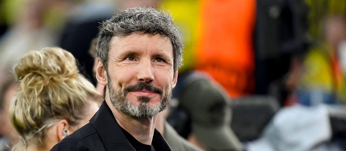 oranjefussball's tweet photo. Mark #vanBommel 🇳🇱 (früher: PSV & Wolfsburg) übernimmt die Nationalmannschaft von Belgien 🇧🇪 bis zur Euro 2028. Maarten #Martens 🇧🇪 (zuletzt AZ-Cheftrainer) und Reinier #Robbemond 🇳🇱 (früher Cheftrainer Willem II & De Graafschap) werden als Co-Trainer arbeiten. https://t.co/bUgYnXpVwP