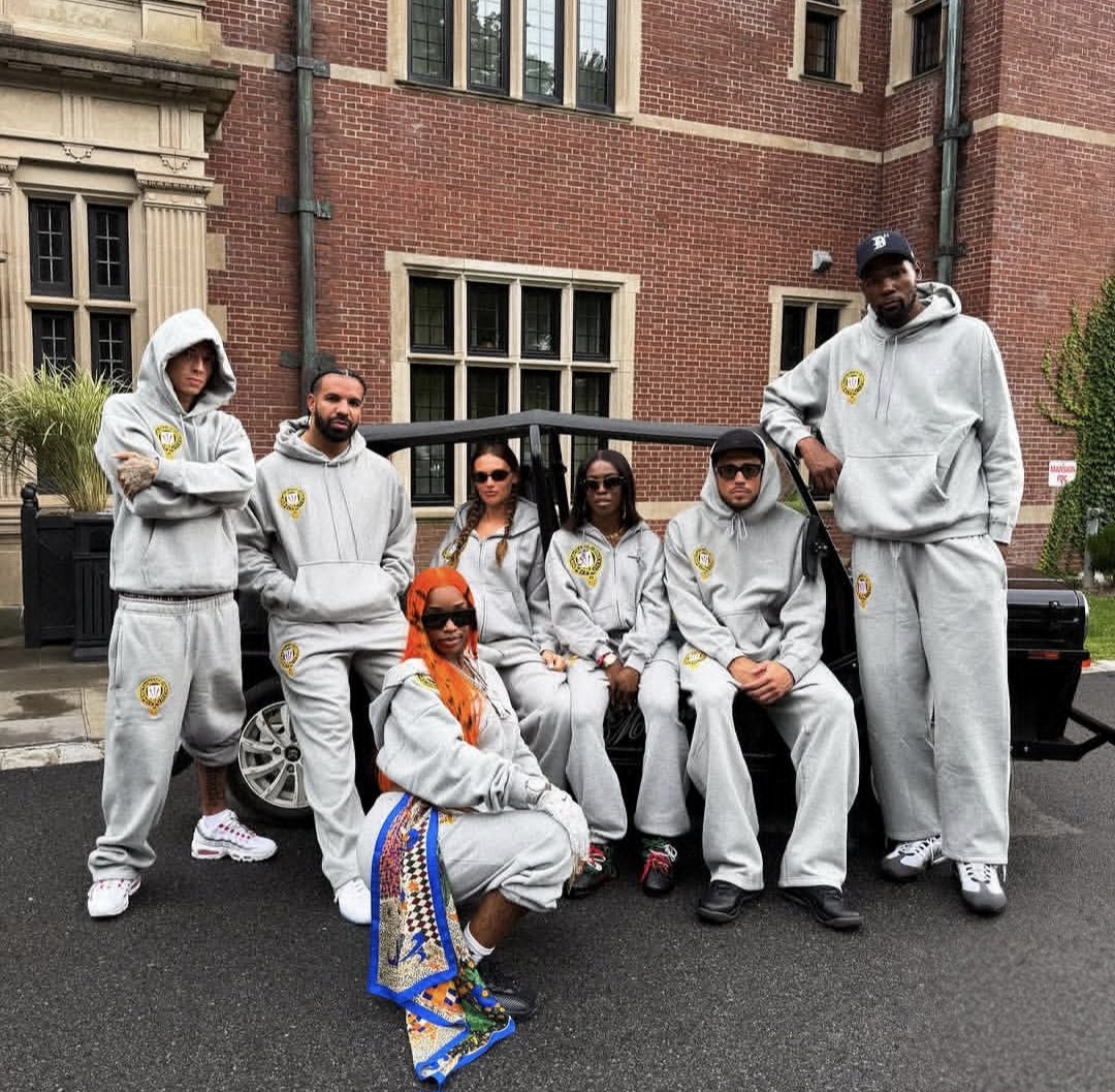lookatmymood's tweet photo. Devin Booker at Nocta Manor event held by Drake with Kevin Durant, Central Cee, Zach Bia, Sexy red and Yeat. https://t.co/lyL7rlmV2b
