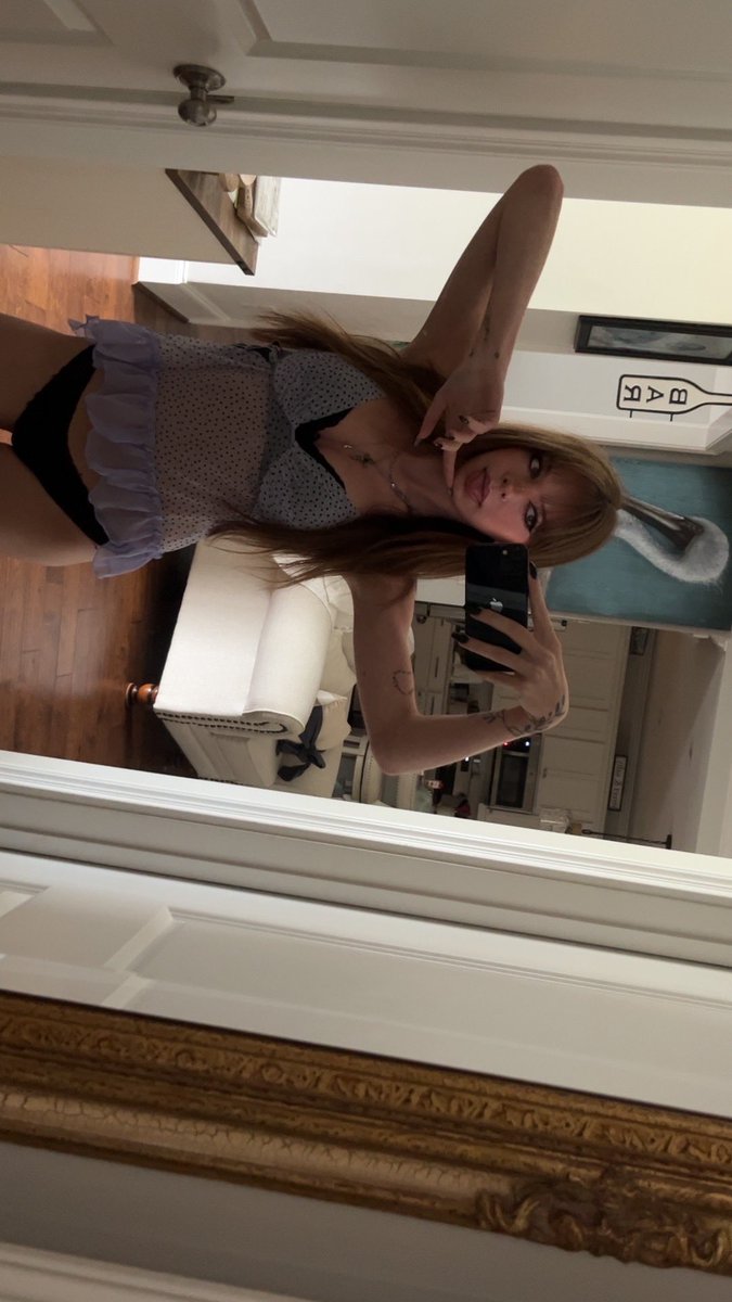 willowlightxo's tweet photo. no explanation available https://t.co/mPPpOqOREH