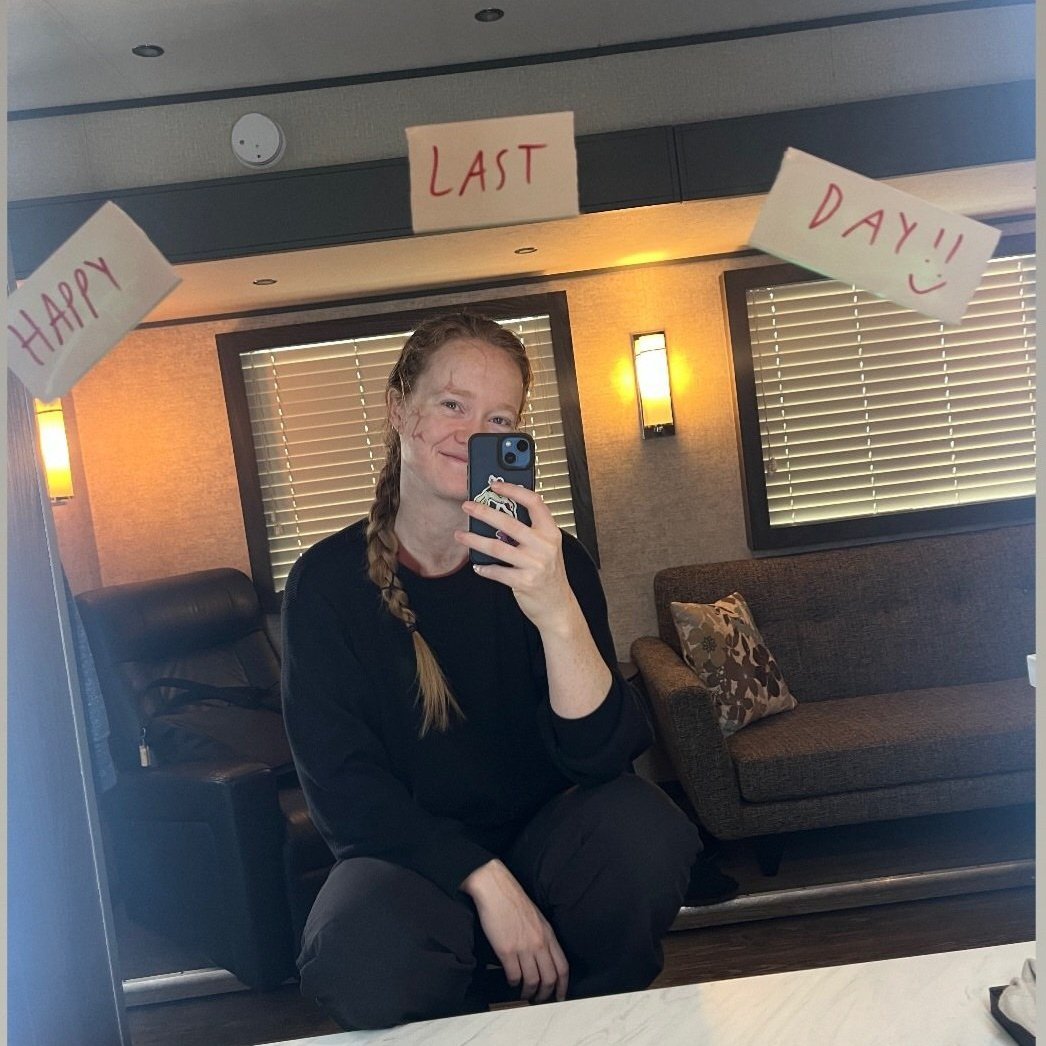 vnplmr's tweet photo. i also wanna thank liv hewson for creating van from almost nothing and making her so funny and kind and smart and special. you'll never know how much she means to me but i'm so grateful https://t.co/tlmzpNAgpE