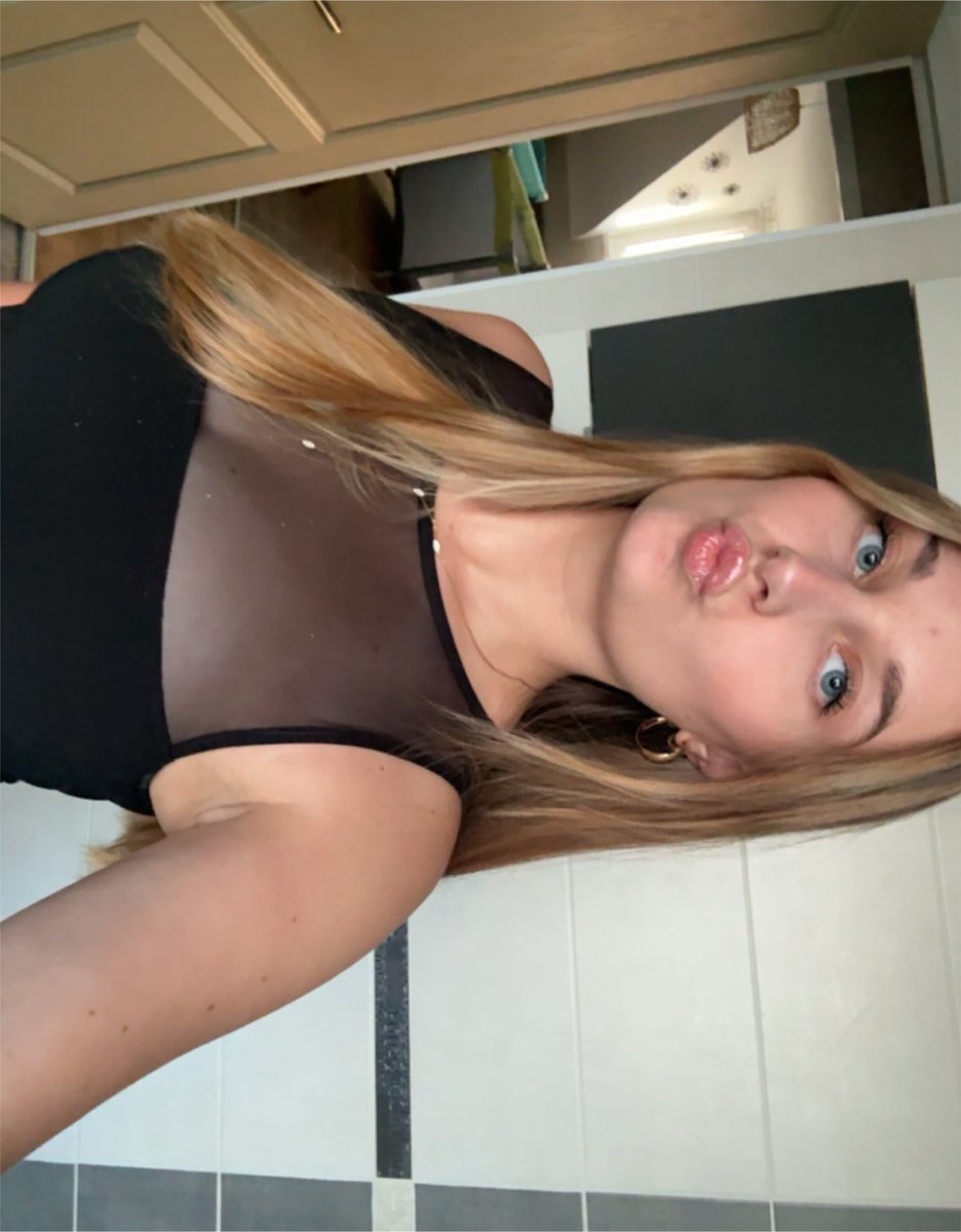 lucie BTS VIP tweet media
