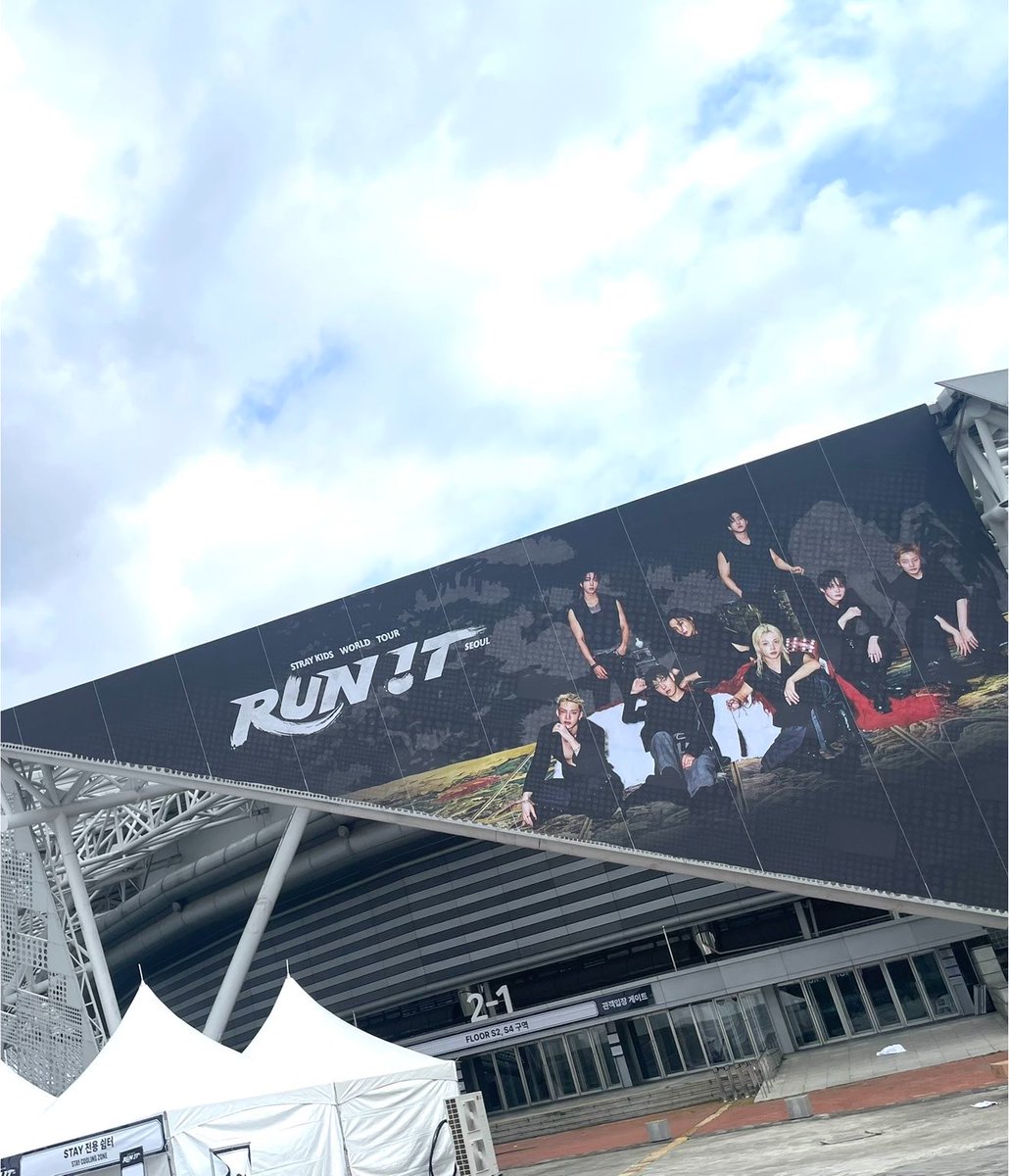 SKZ BASE tweet media