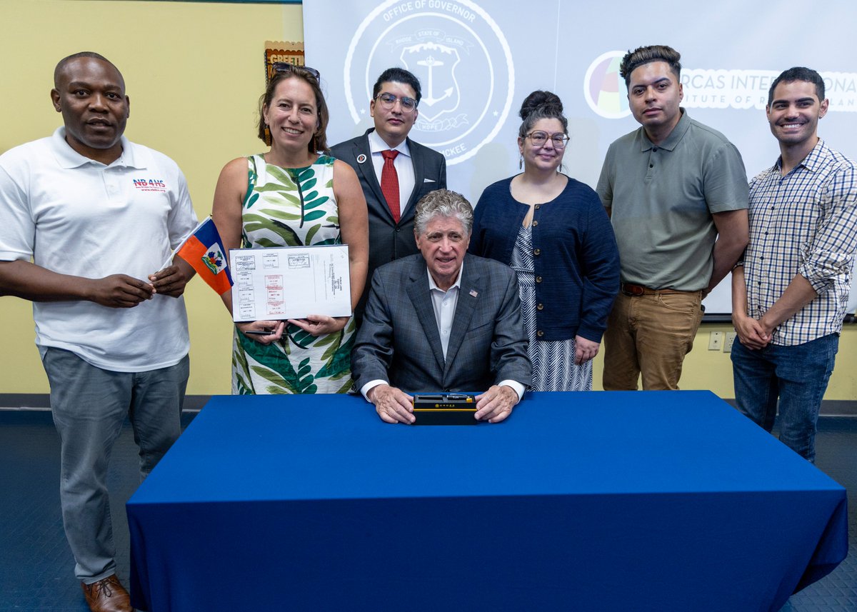RISenate's tweet photo. Legislation from Sen. Meghan E. Kallman and Rep. José F. Batista to protect those attending court proceedings in Rhode Island from arrest by ICE or other federal immigration authorities was ceremonially signed into law today.

Learn more: https://t.co/ckli9o061E https://t.co/4BKN1s2RIK