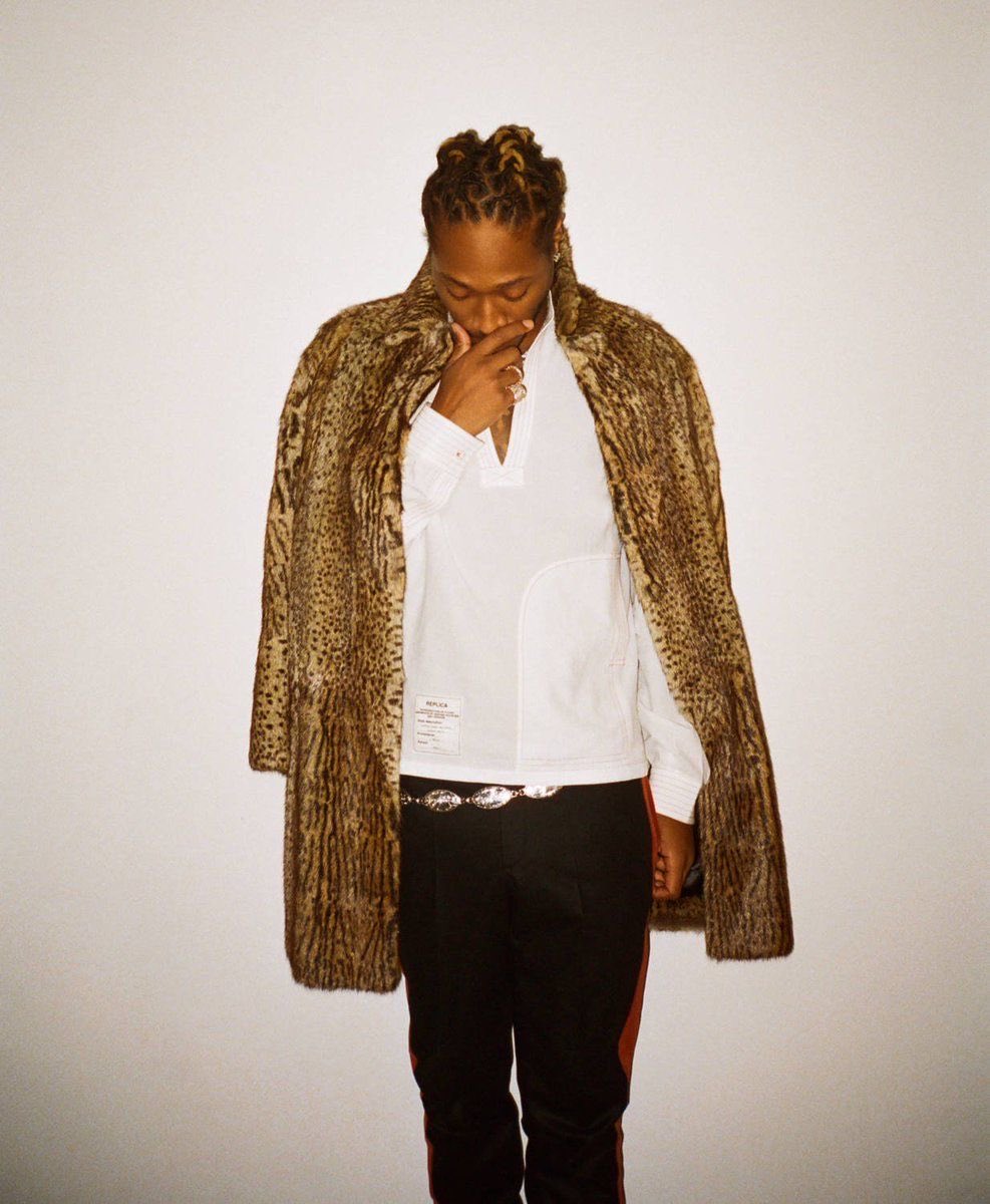 odysseyrebuild's tweet photo. Future for HNDRXX 2017 in Roberto Cavalli, Maison Margiela, &amp; Saint Laurent FW16 https://t.co/QGsWRtRYew