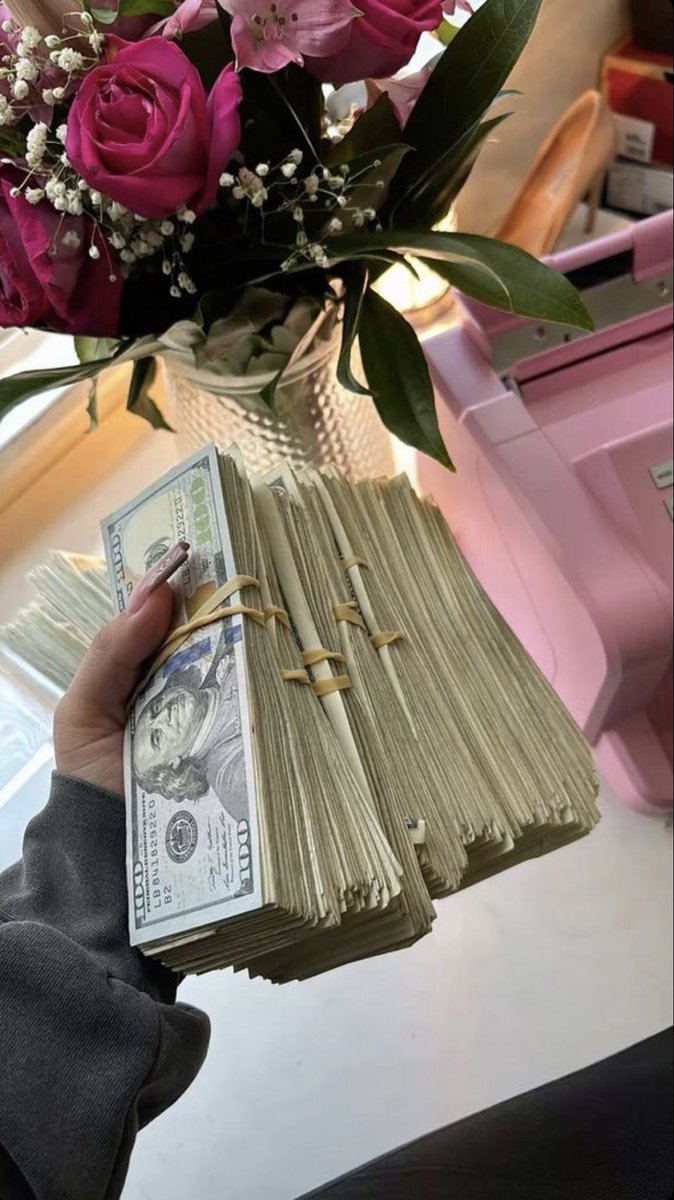 spoiledmj_'s tweet photo. If you can’t send me this DO NOT message me. This is barley making the cut as is. https://t.co/B1HovHQD1c
