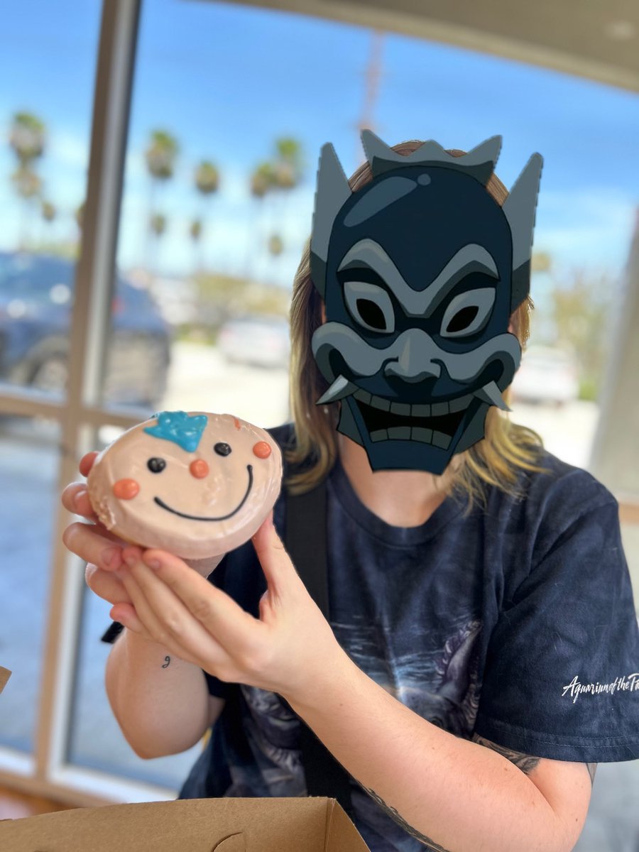 Lstcabbagebndr's tweet photo. just ate my tiny son https://t.co/3nfwGRYOER