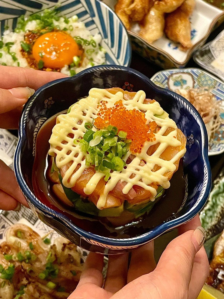 fecko_marek's tweet photo. Late night craving hits—steaming pork gyoza and warm sake, just how it should be after a long day. https://t.co/8Fol37y6Rw